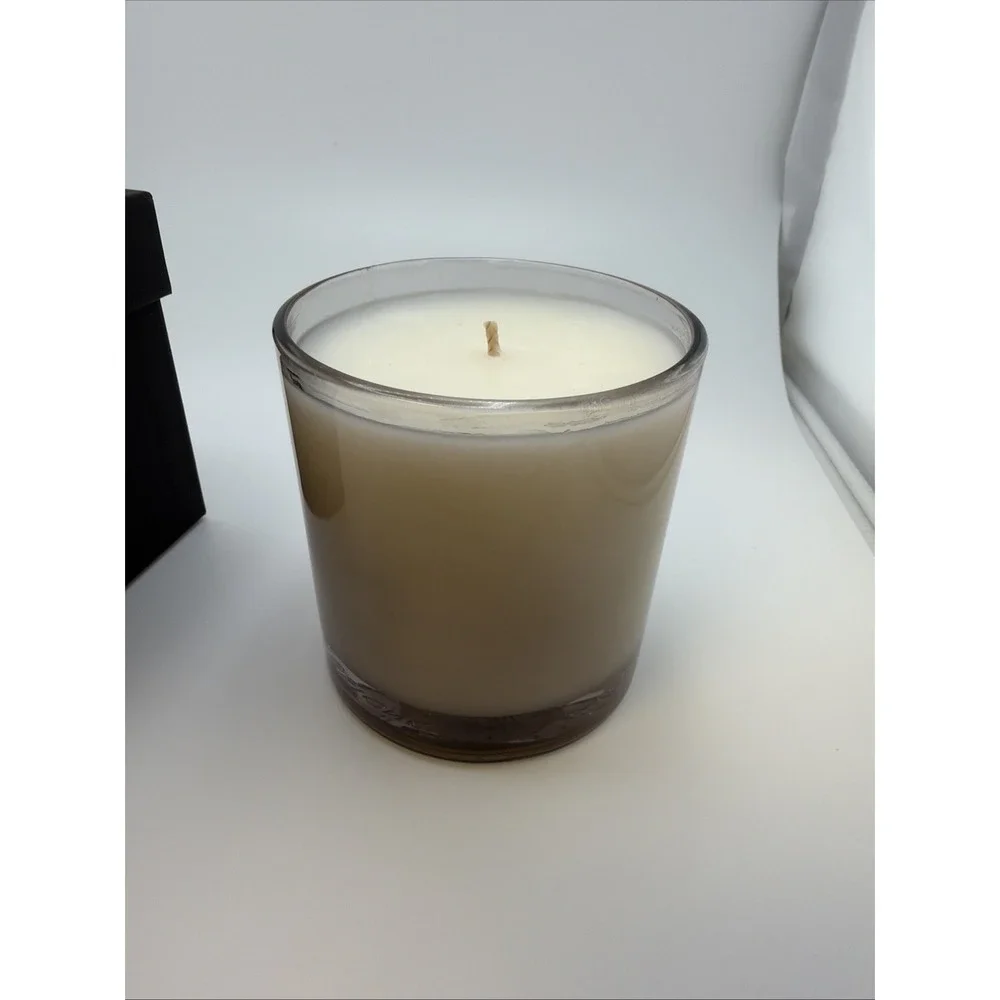 Salt‎ & Stone Santal And Vetiver Scented Candle 8.5 oz NEW In Box
